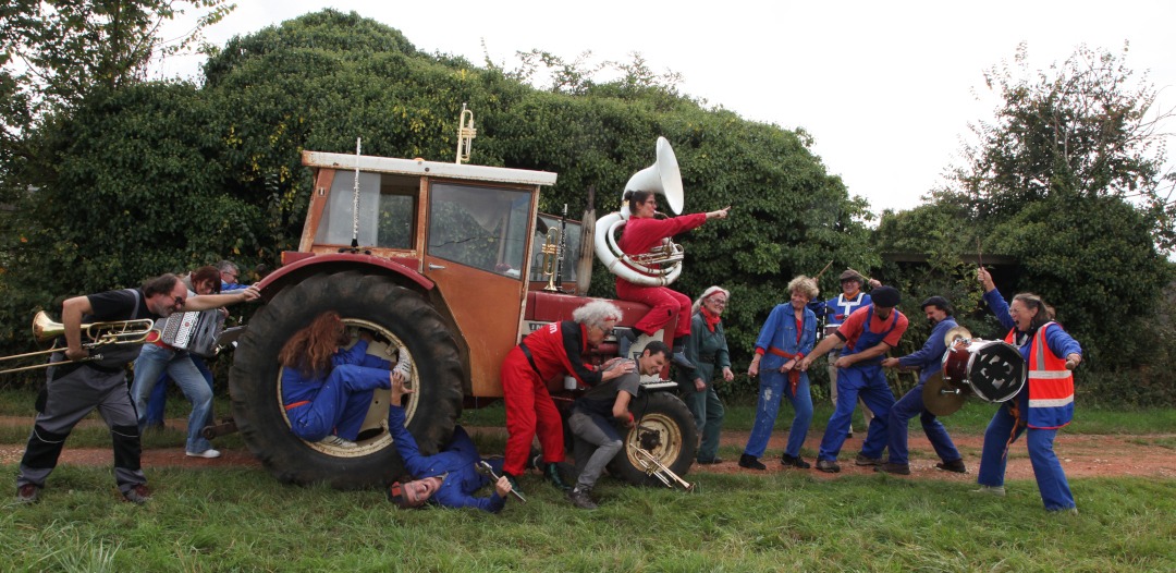 Anne Auzély Depanneuse tracteur Oriu Anne Auzély Depanneuse tracteur Oriu